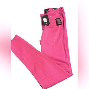 Pink skinny jeans with a stretch around the waist